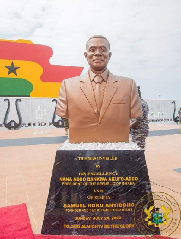 Atta Mills' statue at the Asomdwoe Park