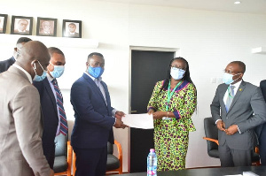 Professor Rita Akosua Dickson, Vice Chancellor of the KNUST (second from right) with KNUST officials