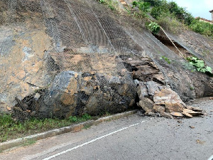 A steel mesh was put over the area in 2016 to prevent rockfalls