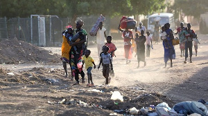 Thousands of people are trying to leave Port Sudan on boats to Saudi Arabia