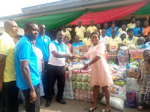 Beneficiaries receiving the items donated