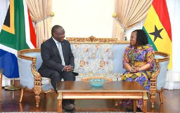 Foreign Affairs Minister, Ayorkor Botchwey (R) with Cyril Ramaphosa