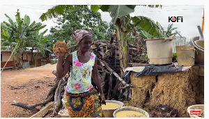 Maame Abena Agyeiwaa explained how she makes her pots