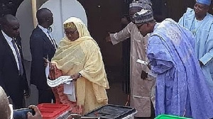 Buhari and his wife during the 2019 elections